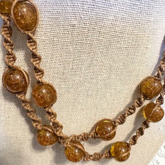 Vintage Baltic Amber Knotted Necklace on a Silk Rope - Picture 3 of 6